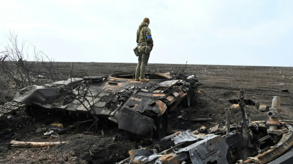 Ucrania afirma r&aacute;pida retirada rusa del norte y la Cruz Roja intenta evacuar Mari&uacute;pol