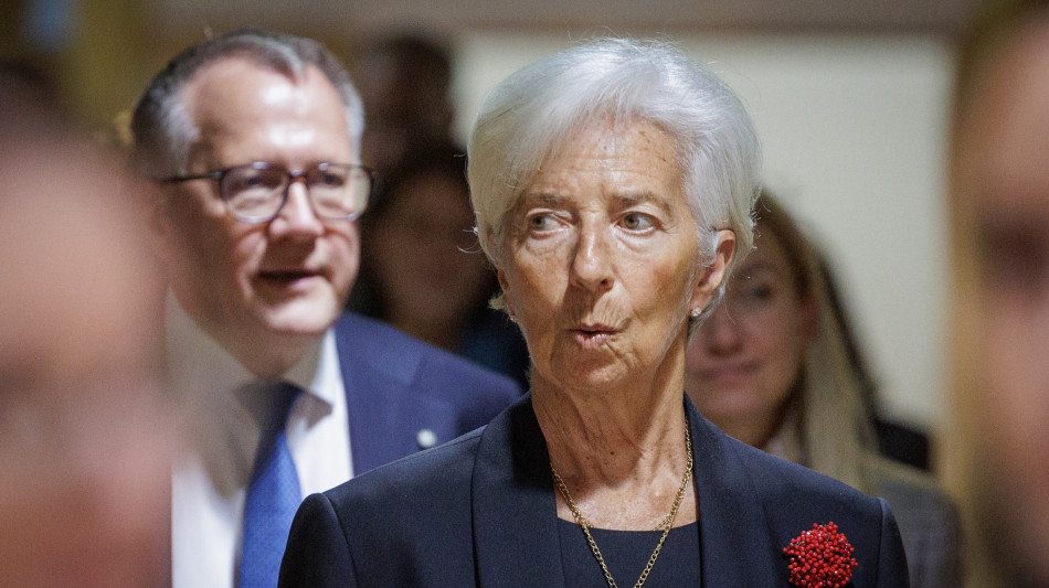 Lagarde, 'l'euro digitale pronto già nel 2027'