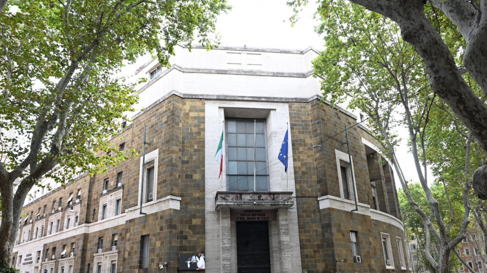 Mimit, al via il bando Investimenti sostenibili 4.0 da 448 milioni