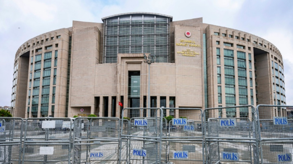 Turquie: dix ans de prison pour deux jeunes "mules" fran&ccedil;aises