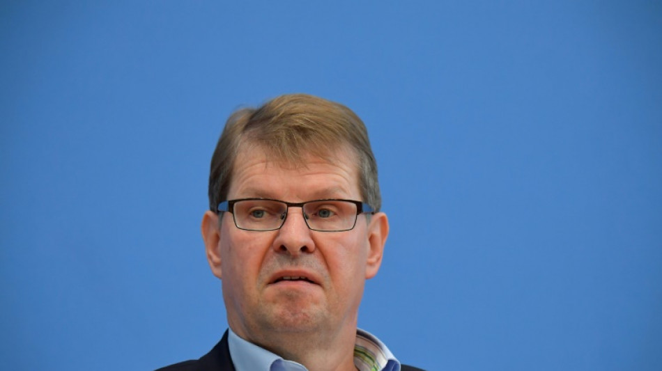 Ex-SPD-Fraktionschef verteidigt Russland-Kontakte führender Sozialdemokraten