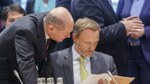 Bund nimmt im kommenden Jahr deutlich mehr Schulden auf als geplant