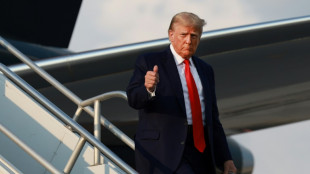 Trump arrive &agrave; une prison d'Atlanta pour se rendre aux autorit&eacute;s