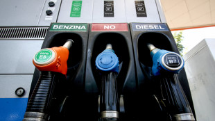 Mimit, prezzo medio benzina self sale a 1,911 euro