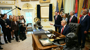 Nach Hausverbot f&uuml;r CNN: Gro&szlig;e US-Sender schr&auml;nken Trump-Berichterstattung ein