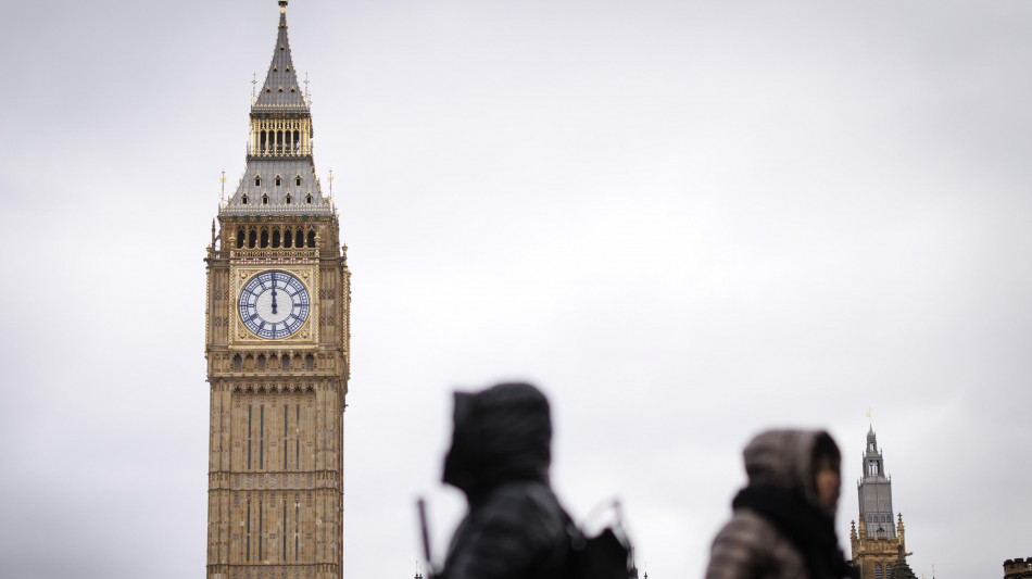 Meglio crescita Gb 2025 all'1,5% ma poi peggiora