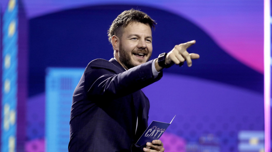Conti, 'Cattelan condurr&agrave; Sanremo Giovani e Dopofestival'