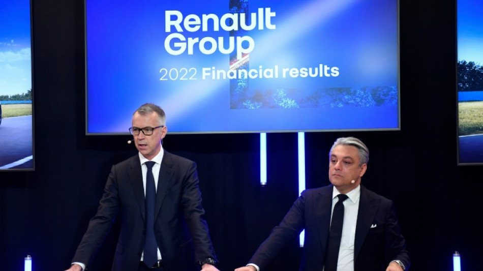 Renault, amaigri, s'est mieux port&eacute; en 2022