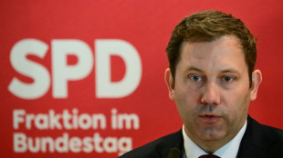 SPD-Chef best&auml;tigt Fortsetzung von Sondierungsgespr&auml;chen im Bund am Montag