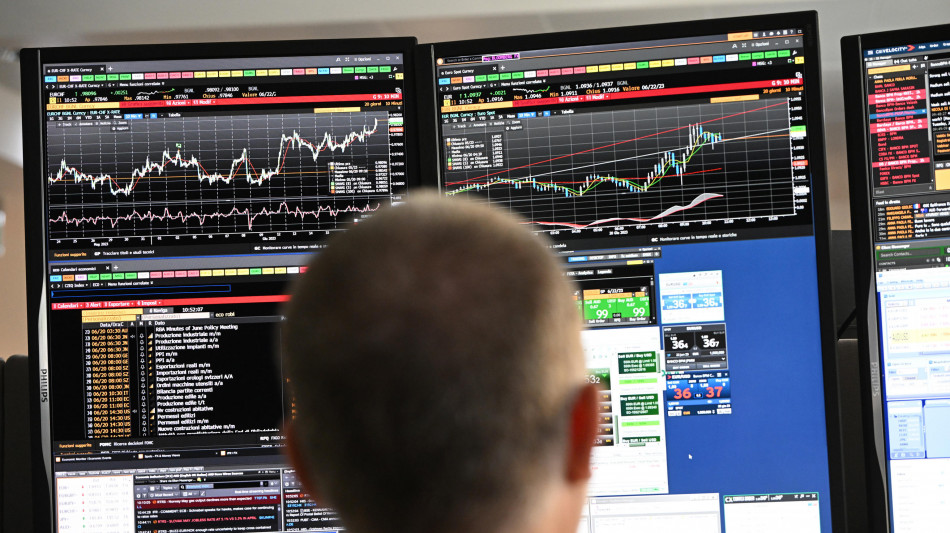 Lo spread tra Btp e Bund si allarga a 81 punti, salgono i rendimenti