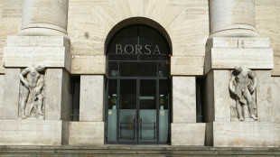 Borsa: Milano chiude in rialzo dello 0,97%