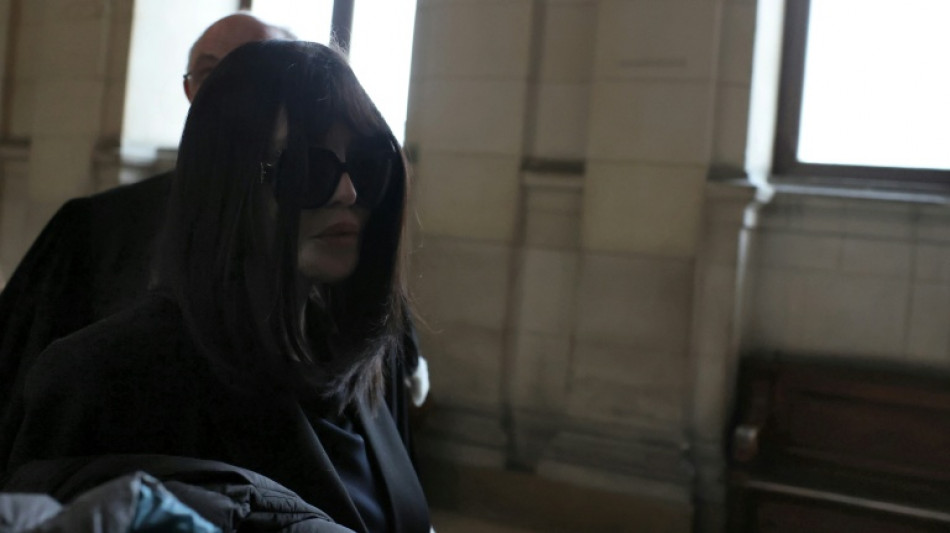 Isabelle Adjani soup&ccedil;onn&eacute;e de fraude fiscale: de 18 &agrave; 24 mois de prison avec sursis requis en appel 