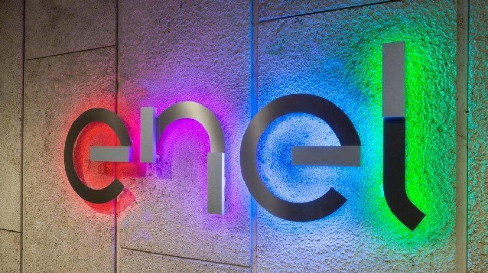 Enel colloca bond multi-tranche da 2,5 miliardi di dollari, boom di domande