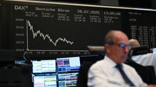 Borsa: l'Europa chiude debole, Francoforte -0,15%