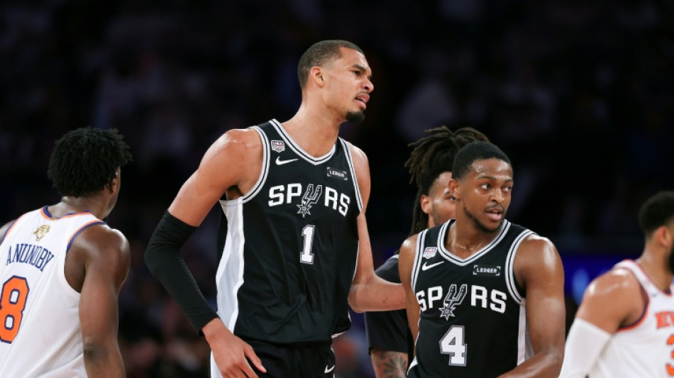 Spurs edge Knicks 115-111 in NBA Finals as Trump booed