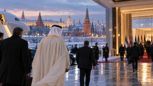 Qatar Amir arrives in Moscow for eighth GECF summit
