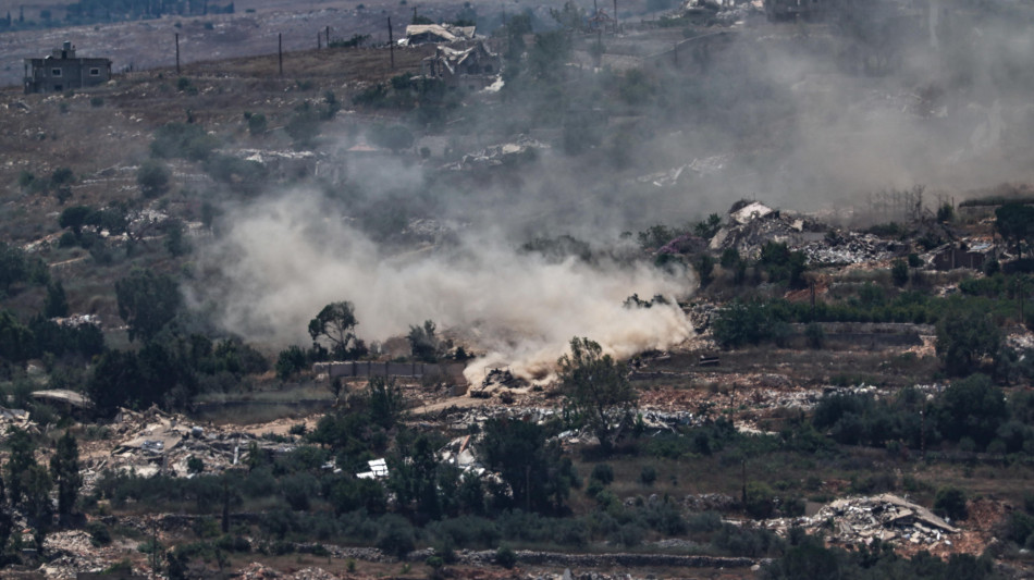 Beirut, 'almeno 4 morti con 2 donne nei raid israeliani nel sud del Libano'