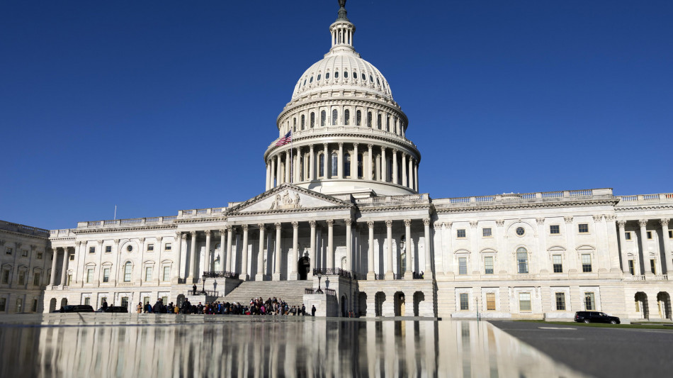 Senato Usa approva risoluzione contro i dazi al Canada