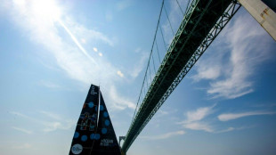 American crew grabs Ocean Race lead