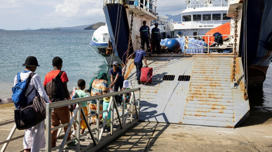 A Mayotte, de nombreux candidats au d&eacute;part pour l'&icirc;le voisine d'Anjouan