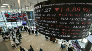 La Bourse de Paris évolue avec prudence, digérant résultats et indicateurs économiques