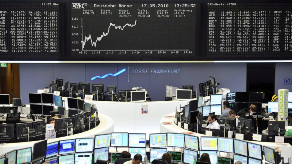Borsa: Europa azzera le perdite con future Usa, a Milano (-0,46%) gi&ugrave; le banche
