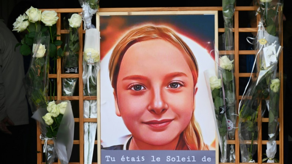 Ultime hommage &agrave; Lola, ses parents rejettent toute r&eacute;cup&eacute;ration