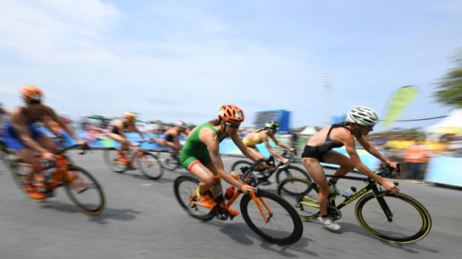 La F&eacute;d&eacute;ration internationale de triathlon ouvre ses comp&eacute;titions f&eacute;minines aux femmes transgenres