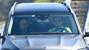 Juan Carlos en Espagne pour sa deuxi&egrave;me visite depuis son d&eacute;part en exil