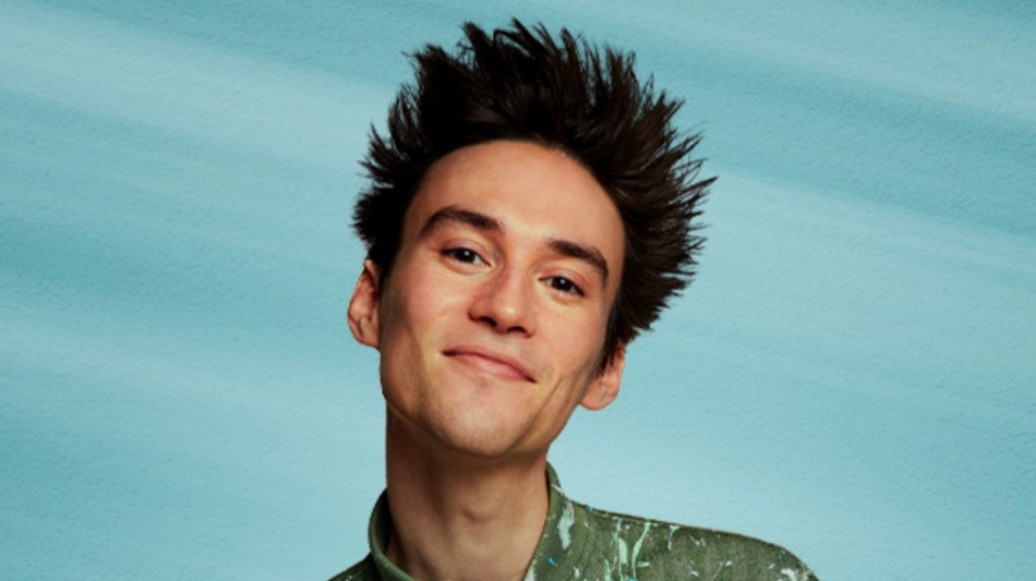 Polistrumentista e folletto del palcoscenico, a Roma Jacob Collier