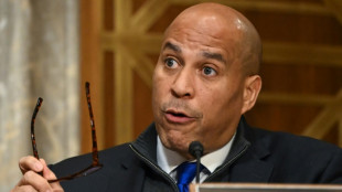 Senador demócrata bate un récord con discurso de más de 25 horas contra Trump