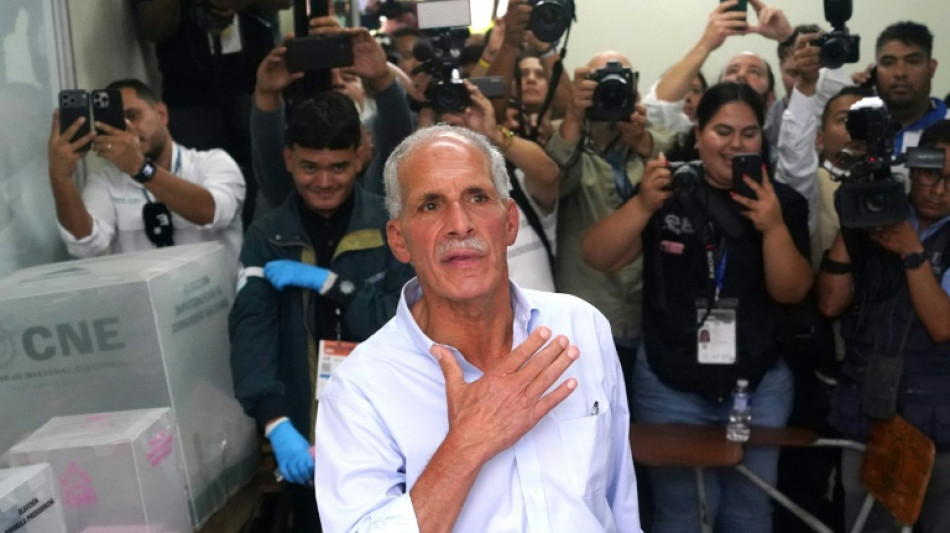 Le Honduras sous la pression de Trump pour d&eacute;clarer le vainqueur de la pr&eacute;sidentielle