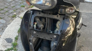Digos Roma indaga su atti vandalici motorino moglie Giuli