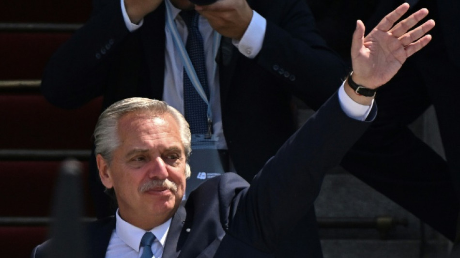Argentine: le pr&eacute;sident Fernandez d&eacute;fend son bilan, attaque la justice