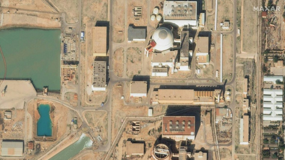 Teher&aacute;n y Mosc&uacute; firman un acuerdo de 25.000 millones de d&oacute;lares para construir plantas nucleares en Ir&aacute;n