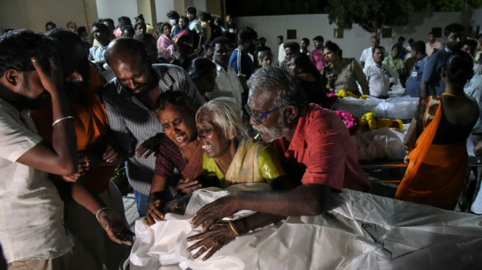 Gedr&auml;nge bei sengender Hitze: 39 Tote bei Massenpanik in Indien