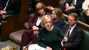 Royaume-Uni : Liz Truss d&eacute;j&agrave; sous pression pour sauver sa t&ecirc;te &agrave; Downing Street