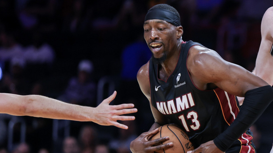 Nba: Miami batte Washington con 83 punti di Adebayo, superato Kobe Bryant