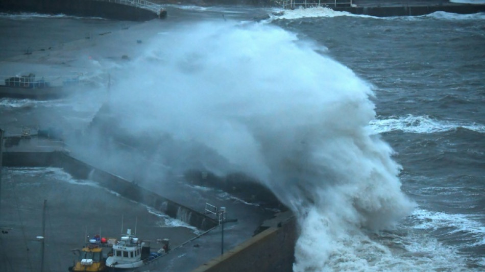 La temp&ecirc;te Babet fait trois morts au Royaume-Uni avant de se diriger vers la Scandinavie