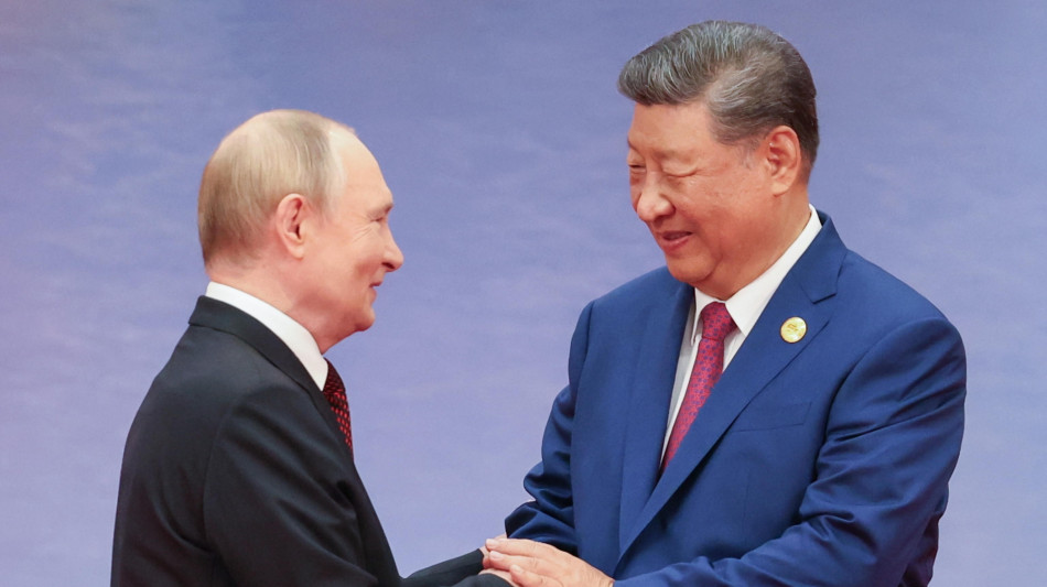 Xi: 'Ci opponiamo all'egemonismo e alla politica della forza'