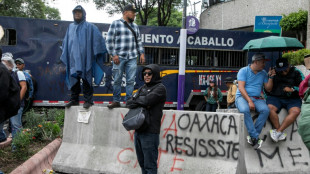 Los maestros cesan las protestas callejeras en Ciudad de M&eacute;xico tras 20 d&iacute;as