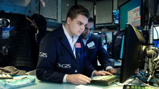 Wall Street poursuit dans le rouge apr&egrave;s deux s&eacute;ances de repli