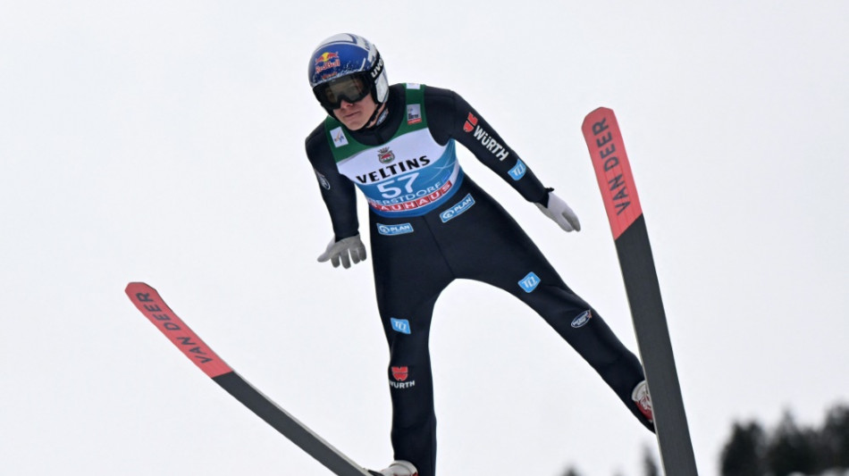 Wellinger zur Halbzeit F&uuml;nfter - Kobayashi knapp davor