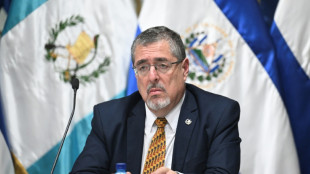 Guatemalas Pr&auml;sident wird nach mehrst&uuml;ndiger Verz&ouml;gerung offiziell vereidigt