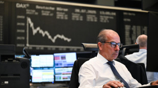 Borsa: Europa debole, future Usa in rosso, Milano -0,35%