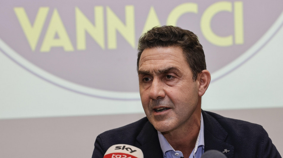 Vannacci, nel centrodestra nel 2027 si vedr&agrave;, pronto a correre anche da solo