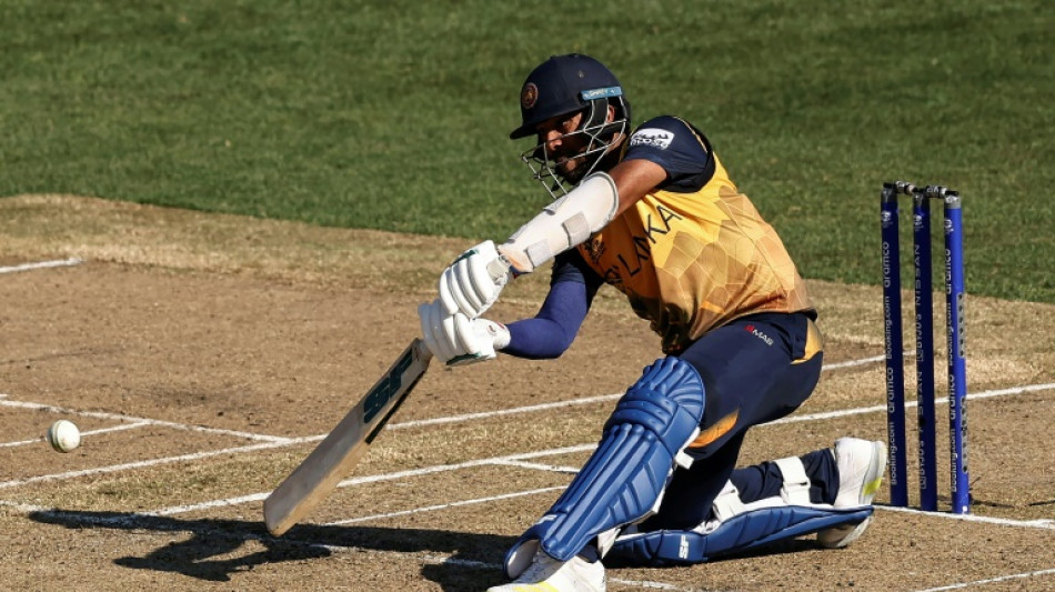 Mendis fires Sri Lanka past Netherlands into T20 World Cup Super 12