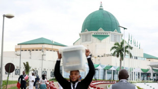 Cientos de mujeres protestan en Nigeria para conseguir m&aacute;s esca&ntilde;os en el Parlamento
