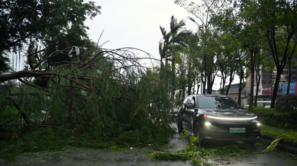 El supertifón Ragasa toca tierra en China continental tras causar 14 muertos en Taiwán