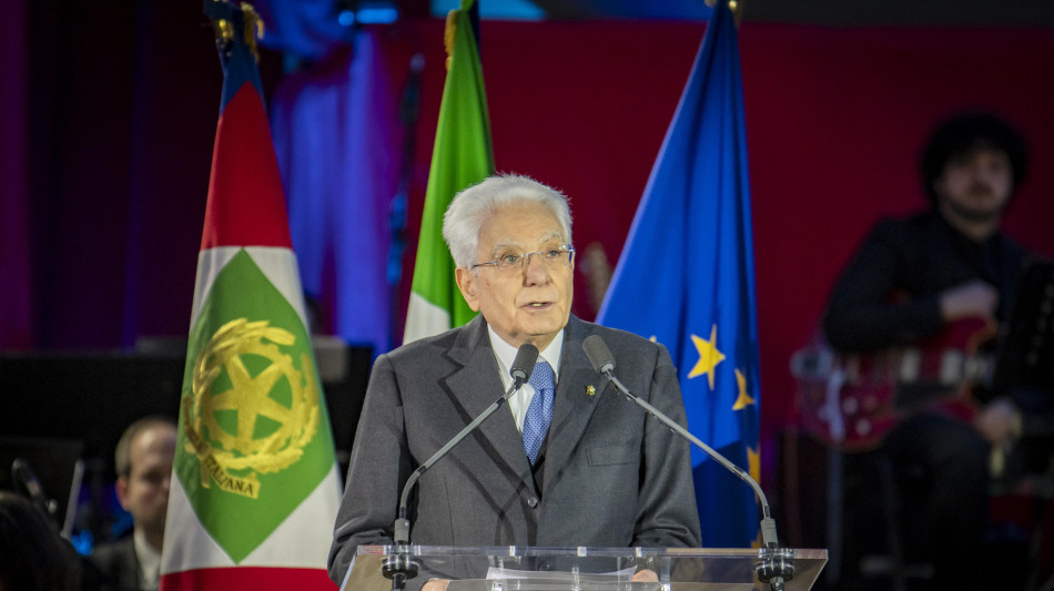 Mattarella al Re di Spagna, profondo dolore e vicinanza per il disastro